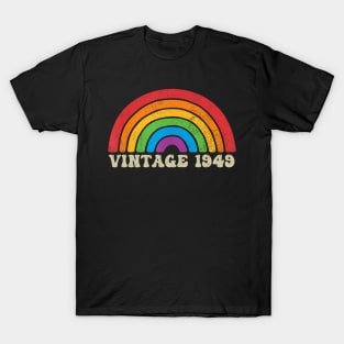 Vintage 1949 - Retro Rainbow Vintage-Style T-Shirt